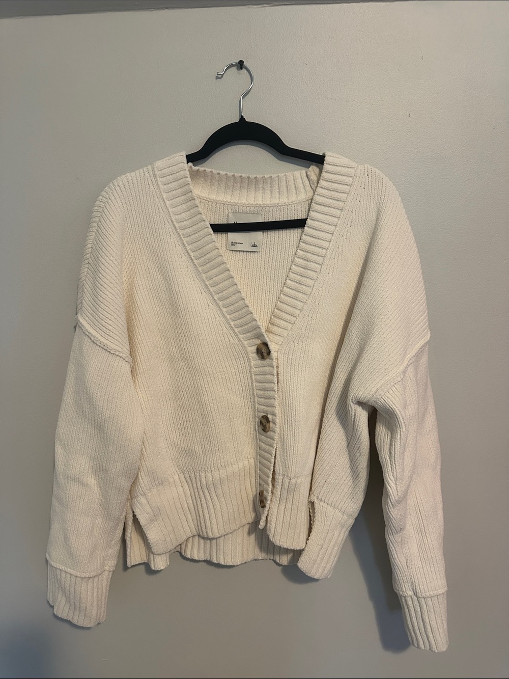 Abercrombie & Fitch Cream V-Neck Button Front Cardigan
